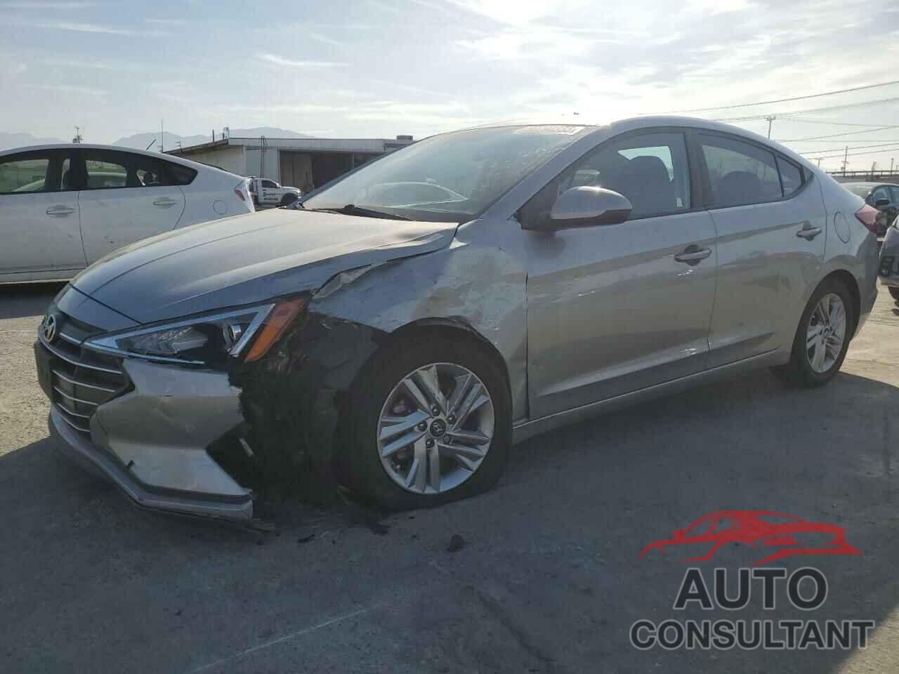 HYUNDAI ELANTRA 2020 - 5NPD84LF2LH550213
