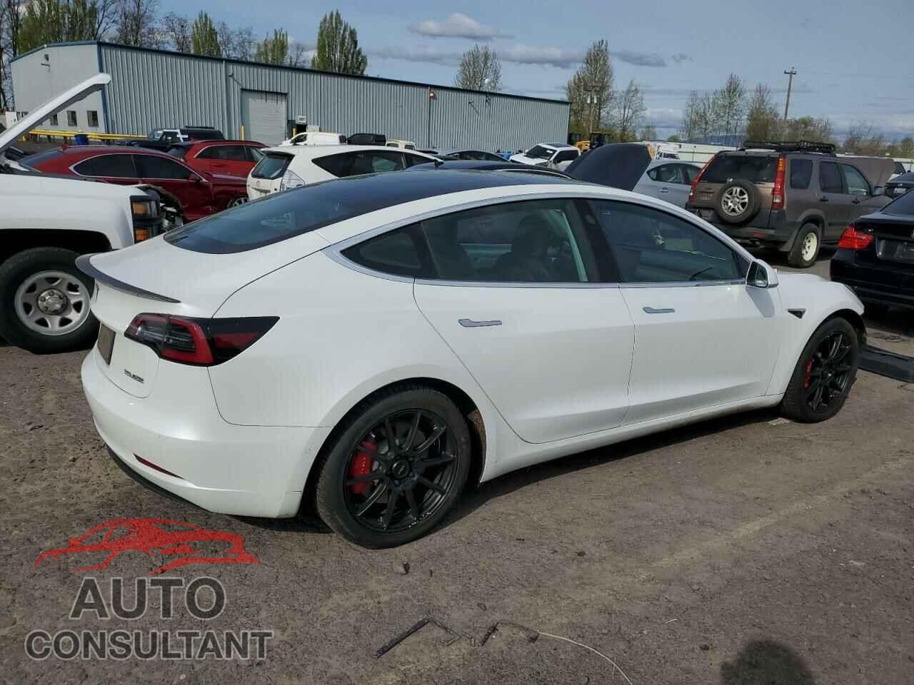 TESLA MODEL 3 2019 - 5YJ3E1EBXKF487064