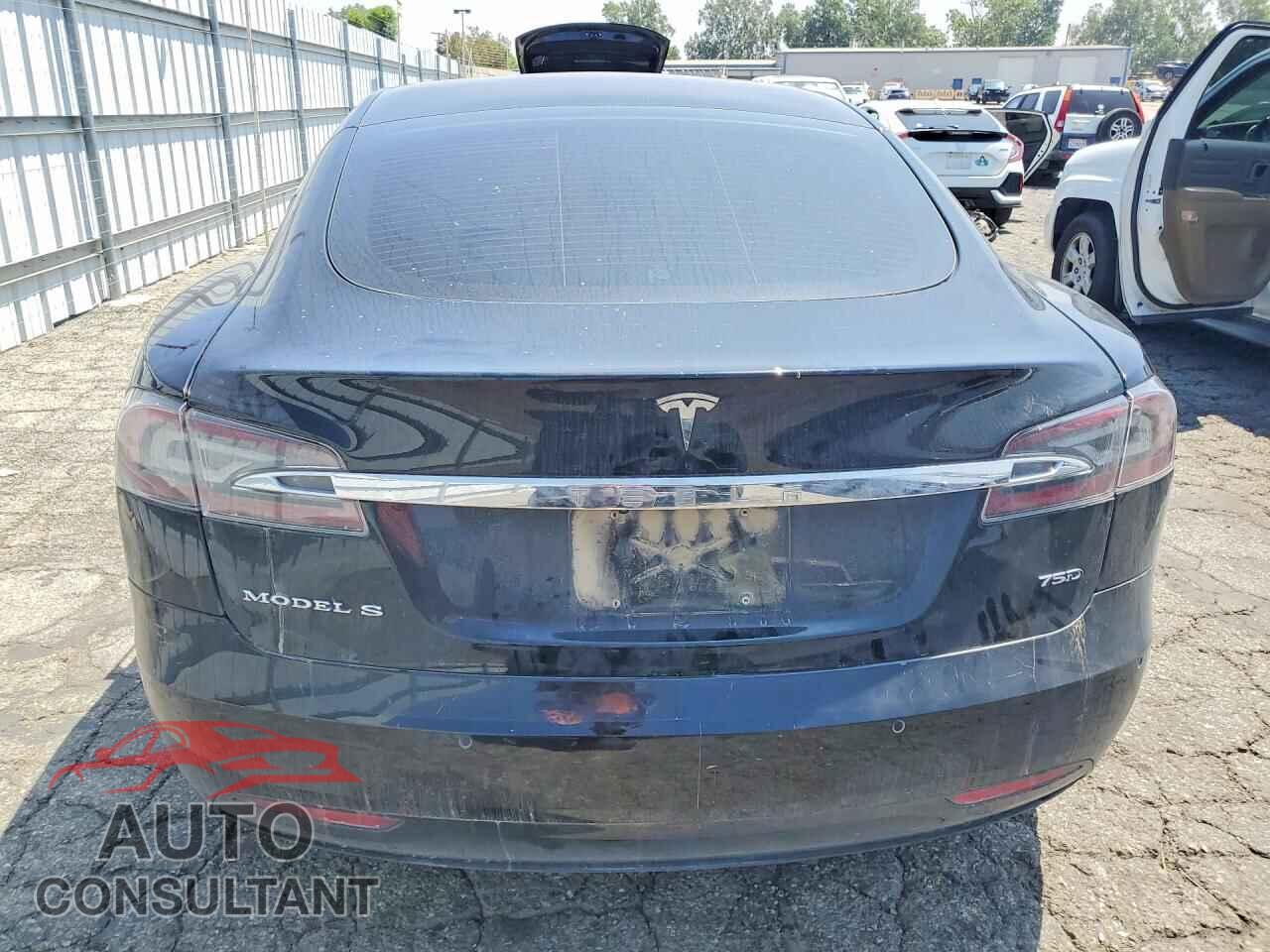 TESLA MODEL S 2018 - 5YJSA1E20JF260357