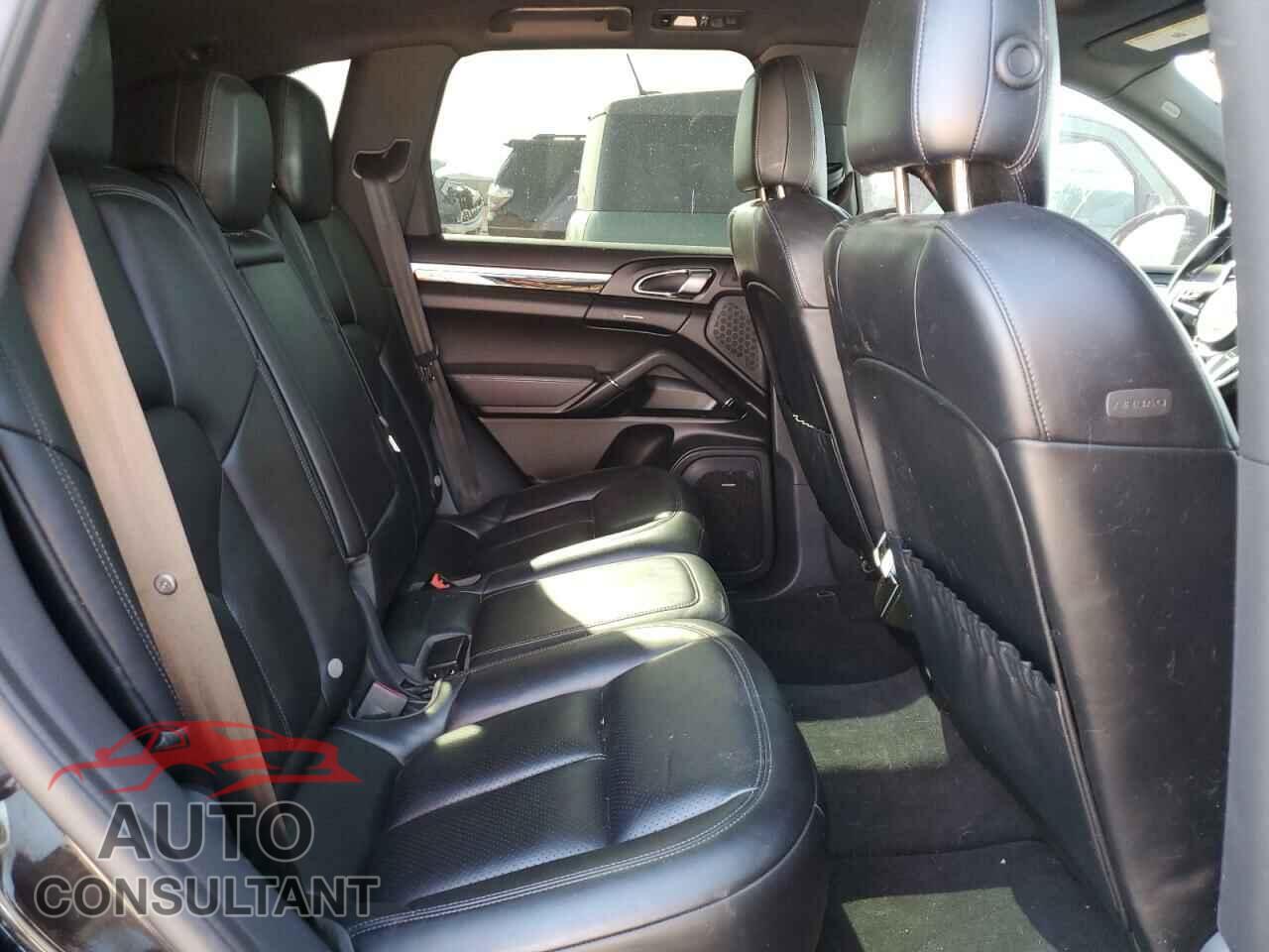 PORSCHE CAYENNE 2017 - WP1AA2A23HKA90711
