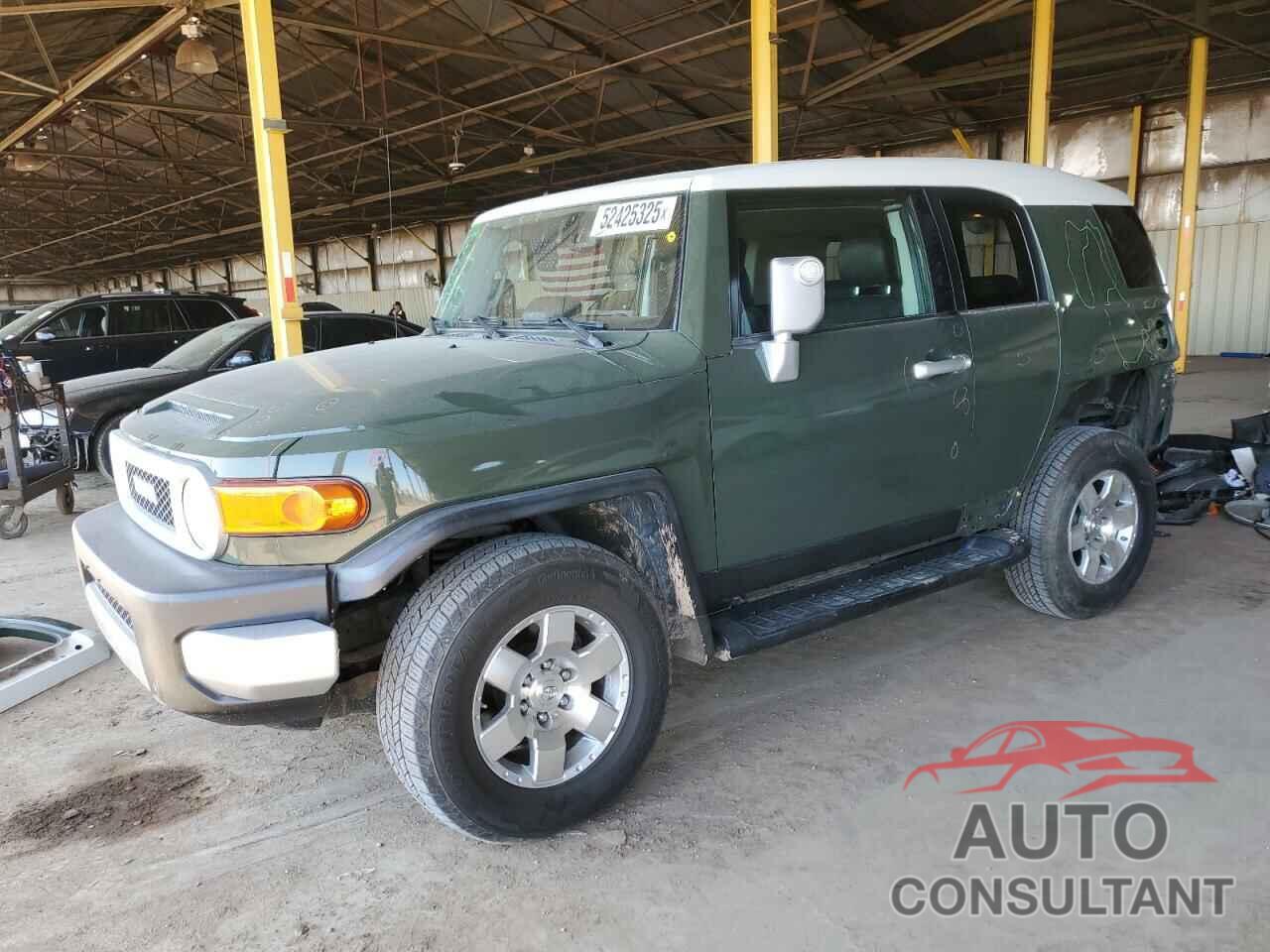 TOYOTA FJ CRUISER 2010 - JTEBU4BF2AK077685
