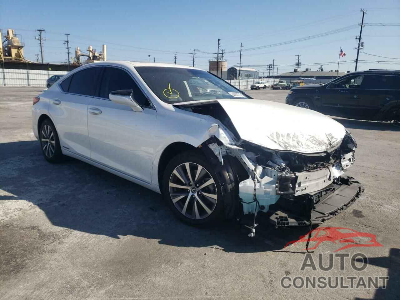 LEXUS ES300 2020 - 58AD21B15LU010113