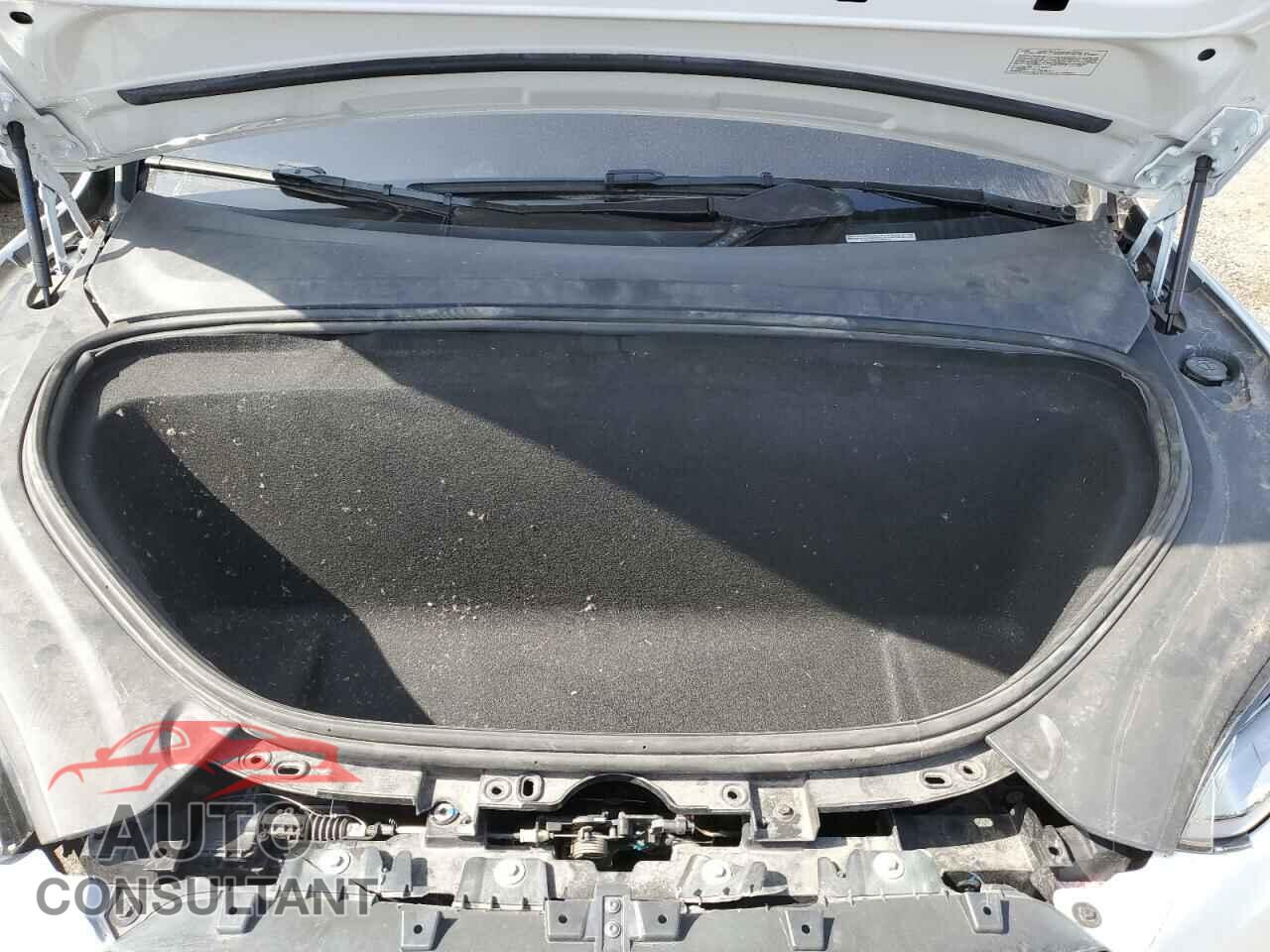 TESLA MODEL X 2023 - 7SAXCBE63PF374356