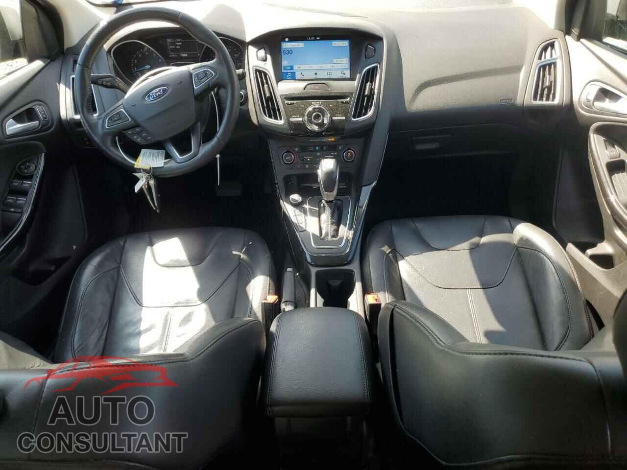 FORD FOCUS 2016 - 1FADP3N26GL402970