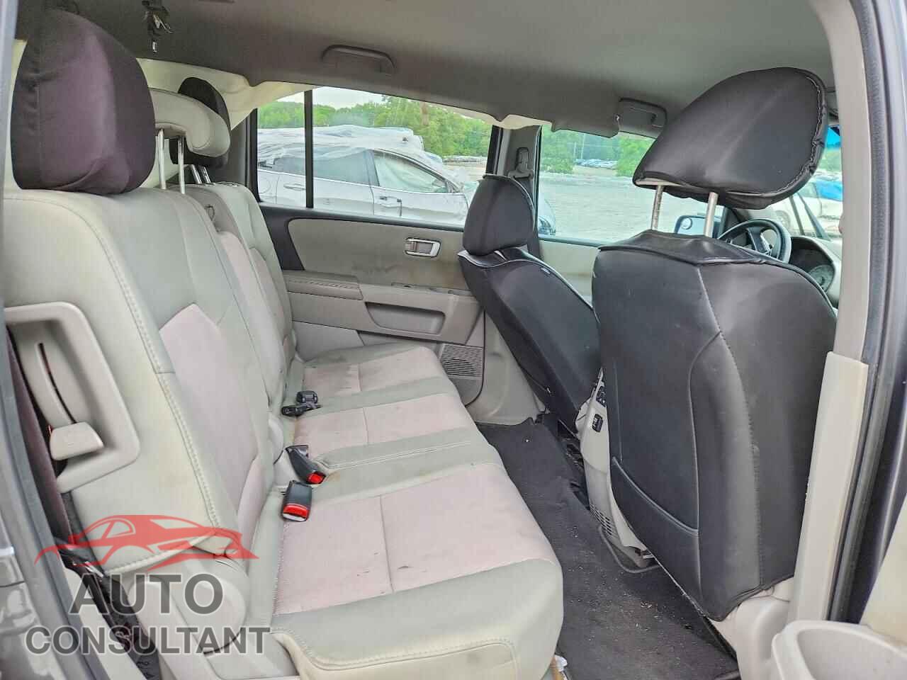 HONDA PILOT 2013 - 5FNYF3H4XDB030270