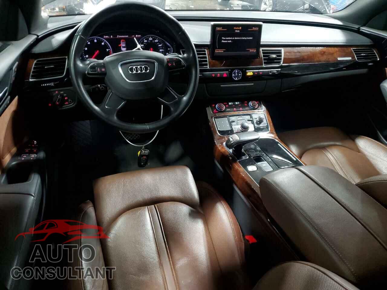 AUDI A8 2011 - WAURVAFD8BN005569