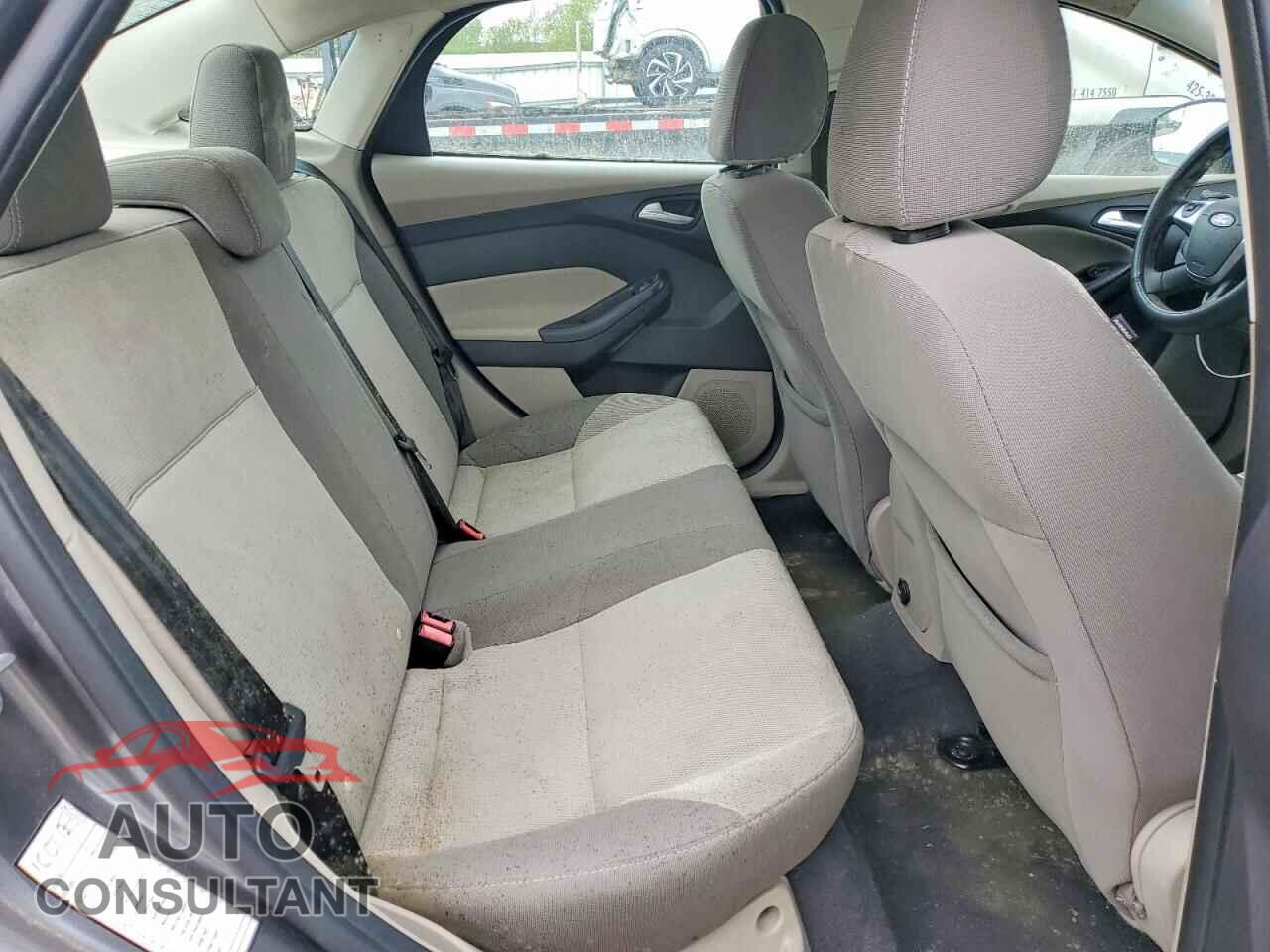 FORD FOCUS 2014 - 1FADP3F21EL278568