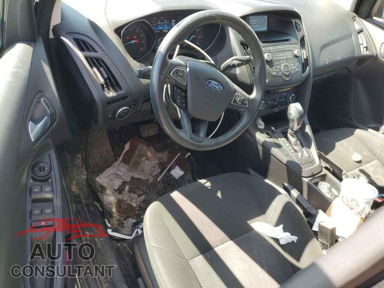 FORD FOCUS 2015 - 1FADP3F25FL260771