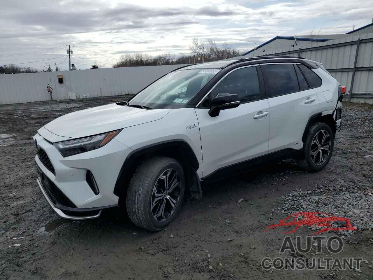 TOYOTA RAV4 2023 - JTMFB3FV8PD117806