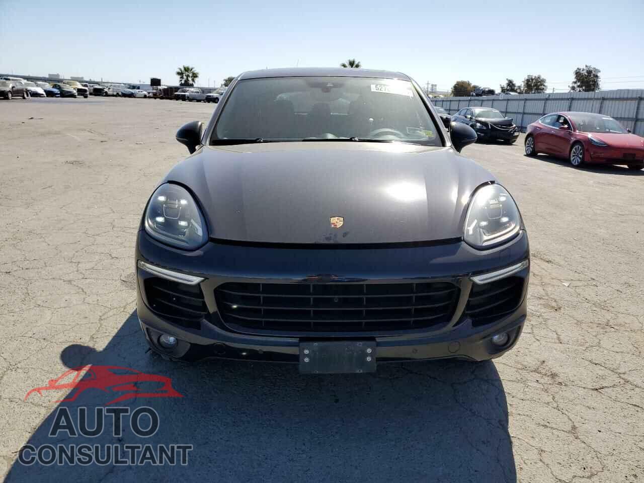 PORSCHE CAYENNE 2017 - WP1AA2A25HKA90158