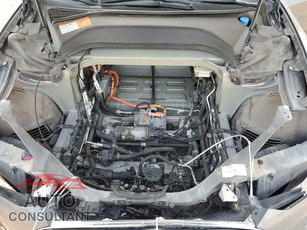 TESLA MODEL S 2013 - 5YJSA1CP6DFP13674