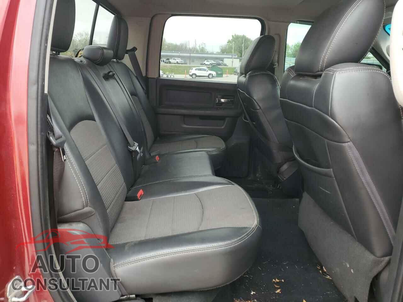 DODGE RAM 1500 2012 - 1C6RD7MT3CS316940