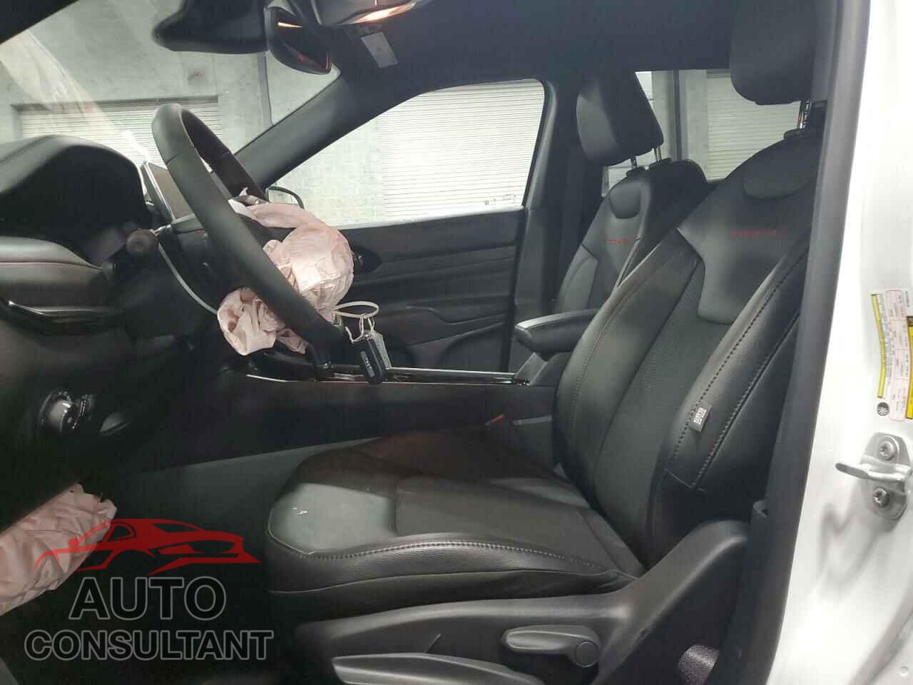 JEEP COMPASS 2025 - 3C4NJDDN4ST564479