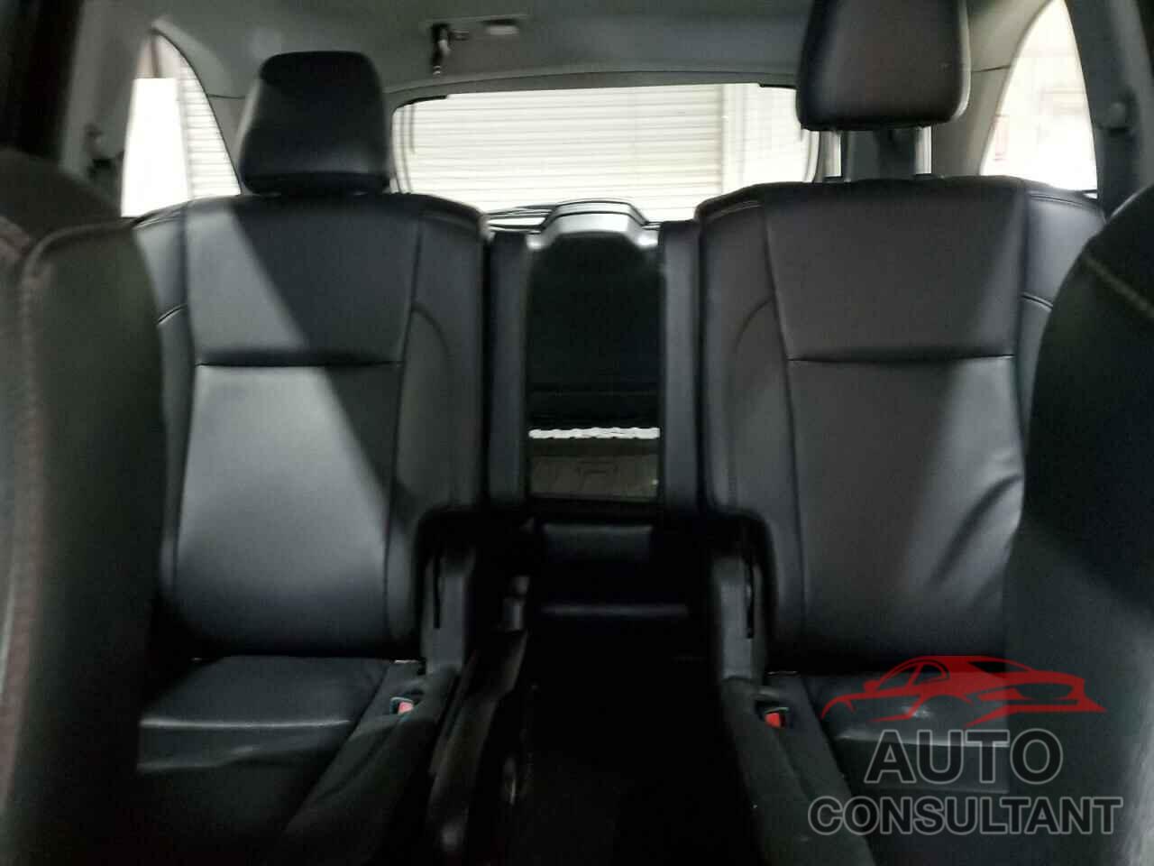 TOYOTA HIGHLANDER 2019 - 5TDJZRFH0KS628183