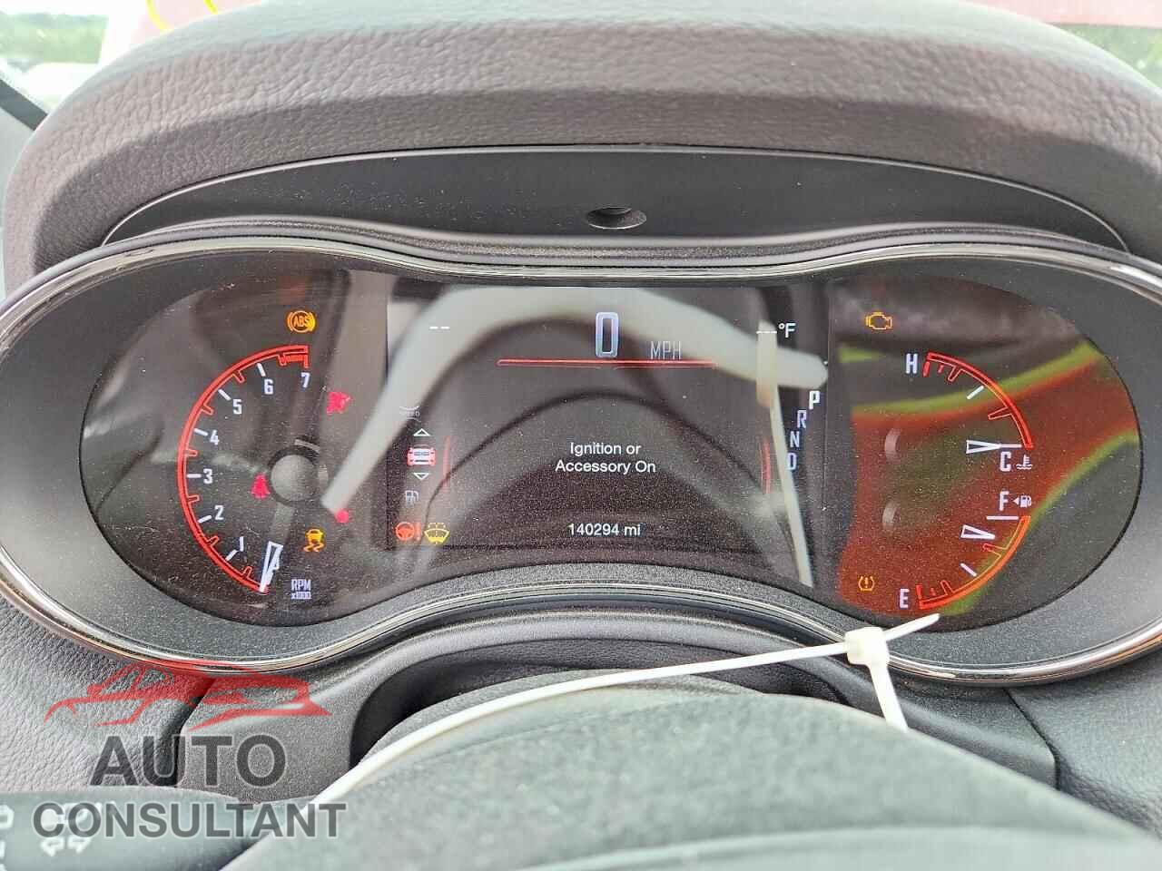 DODGE DURANGO 2018 - 1C4RDJDG1JC404871