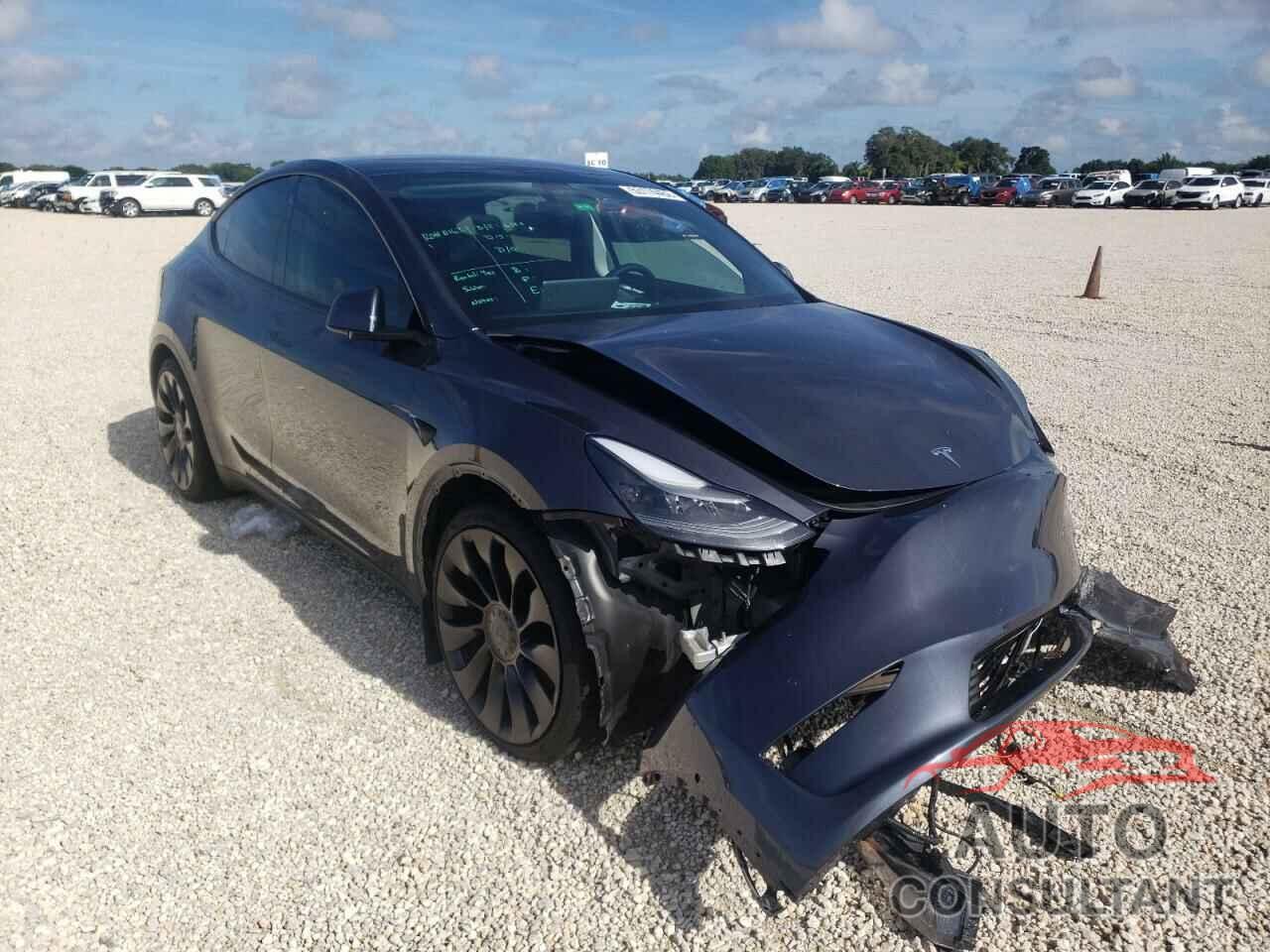 TESLA MODEL Y 2021 - 5YJYGDEF8MF304767