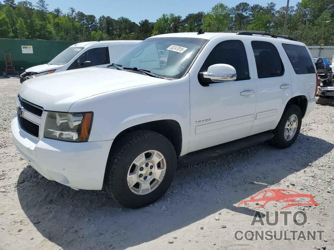 CHEVROLET TAHOE 2011 - 1GNSKAE01BR127573