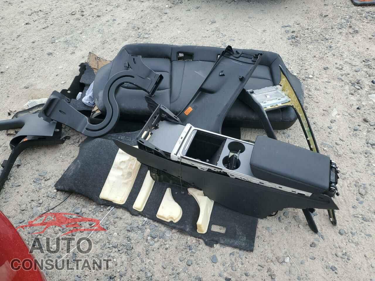 TESLA MODEL 3 2023 - 5YJ3E1EA5PF567113