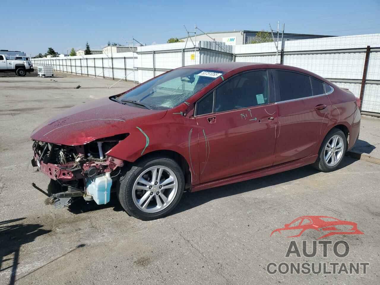 CHEVROLET CRUZE 2018 - 1G1BE5SM7J7219370