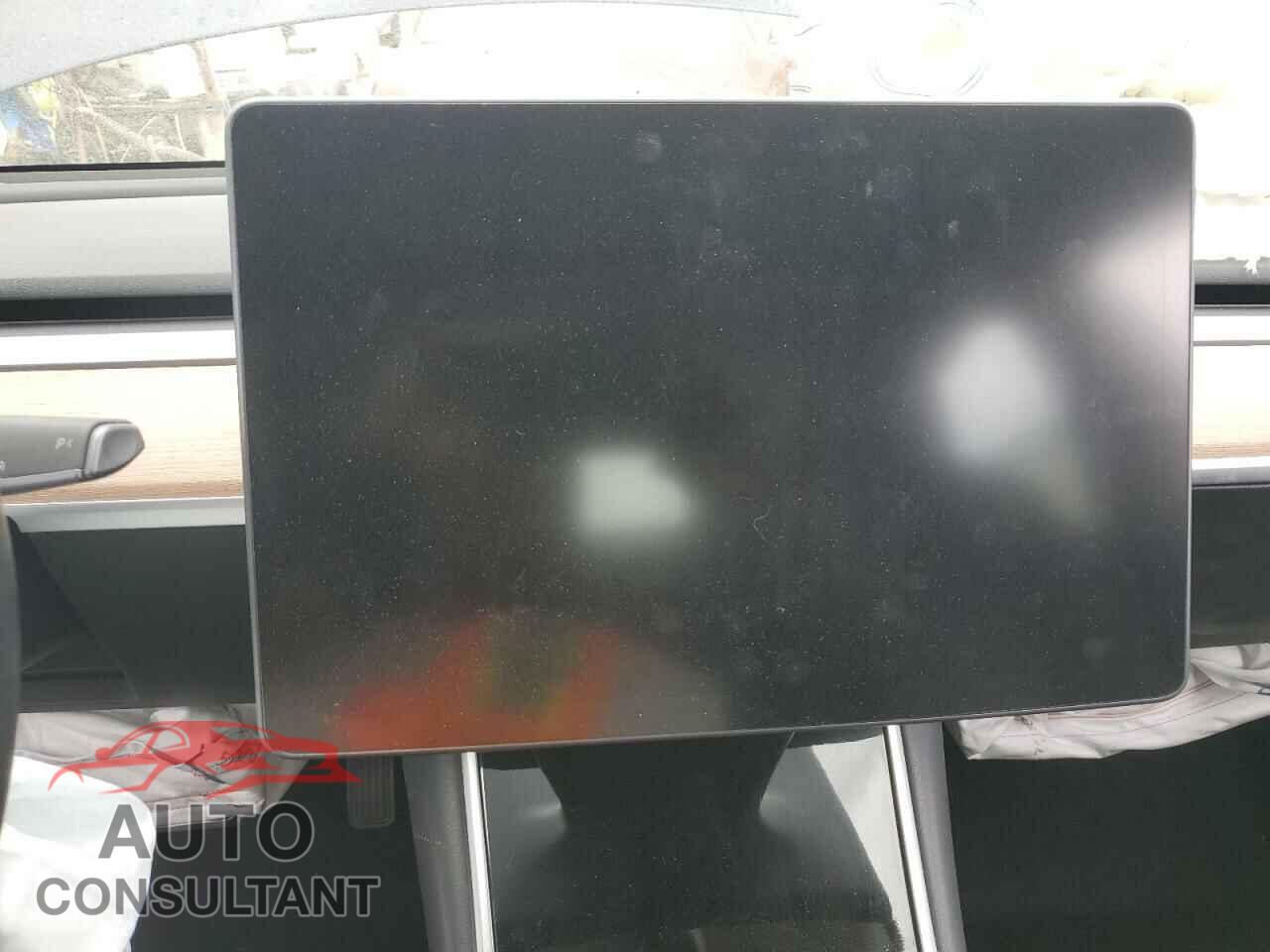 TESLA MODEL 3 2018 - 5YJ3E1EA9JF013144