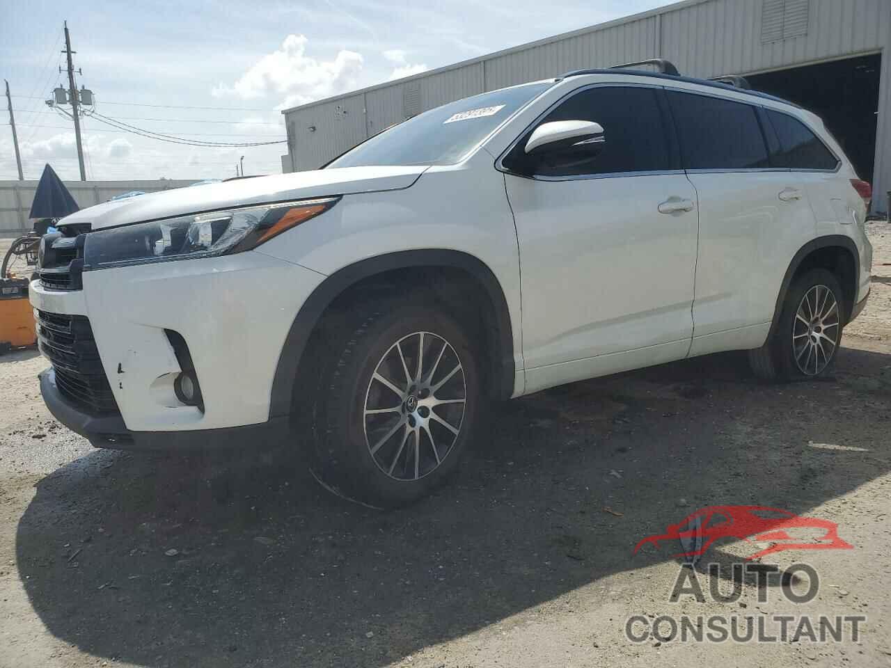 TOYOTA HIGHLANDER 2018 - 5TDKZRFH7JS286248