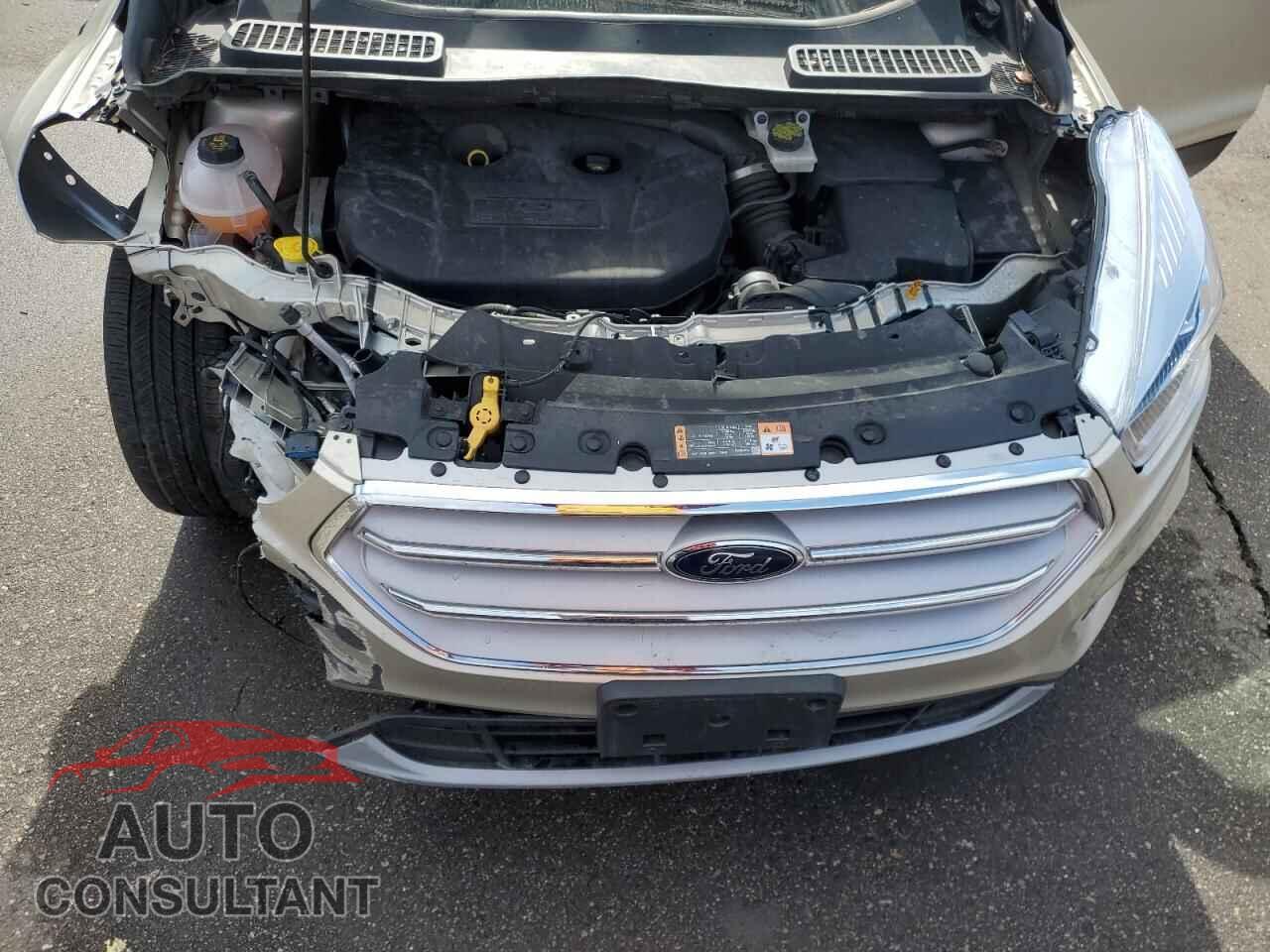 FORD ESCAPE 2017 - 1FMCU9G91HUC65066
