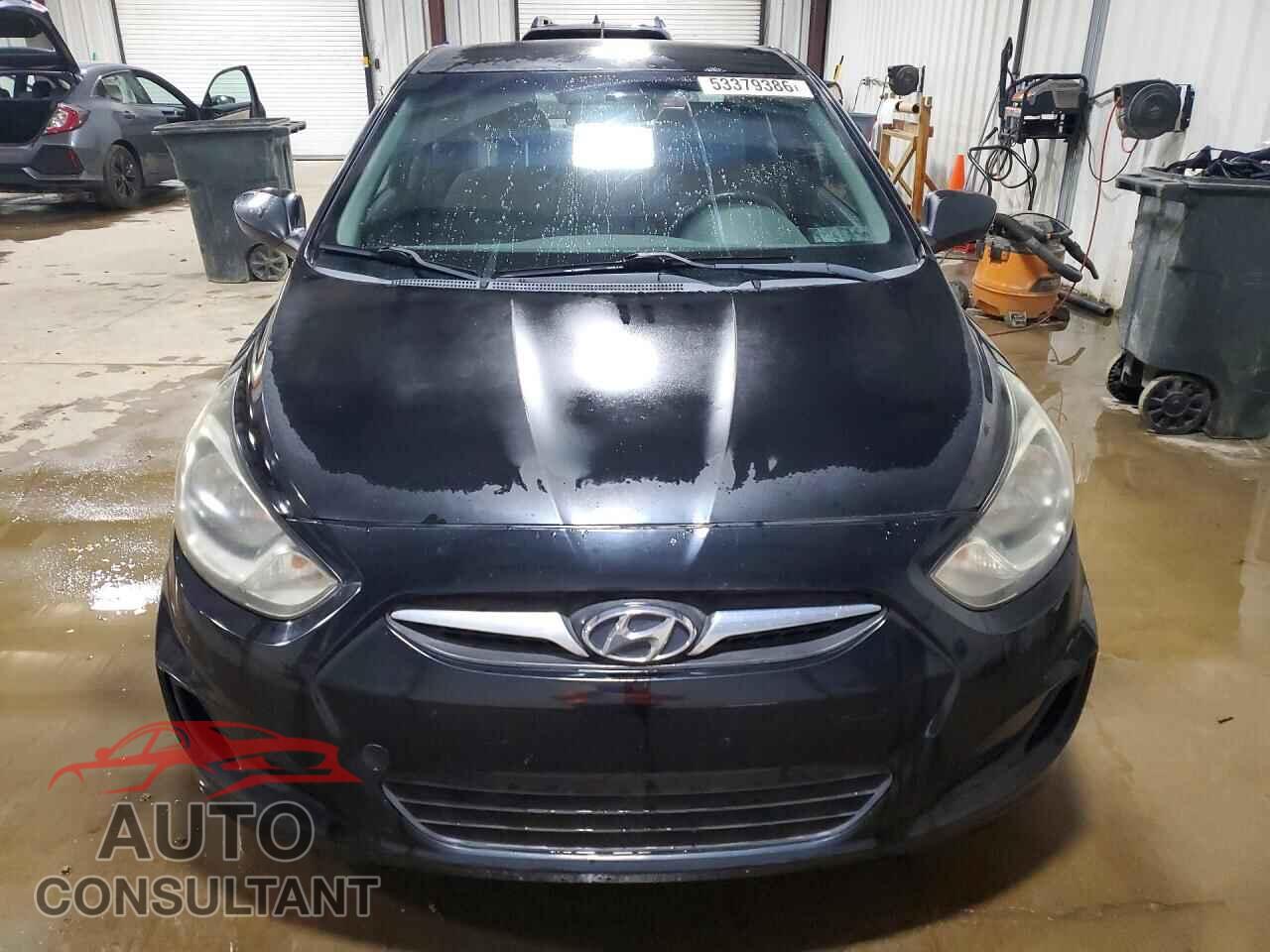 HYUNDAI ACCENT 2012 - KMHCT4AEXCU090756