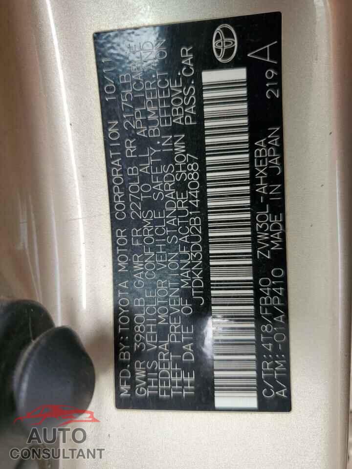 TOYOTA PRIUS 2011 - JTDKN3DU2B1440887