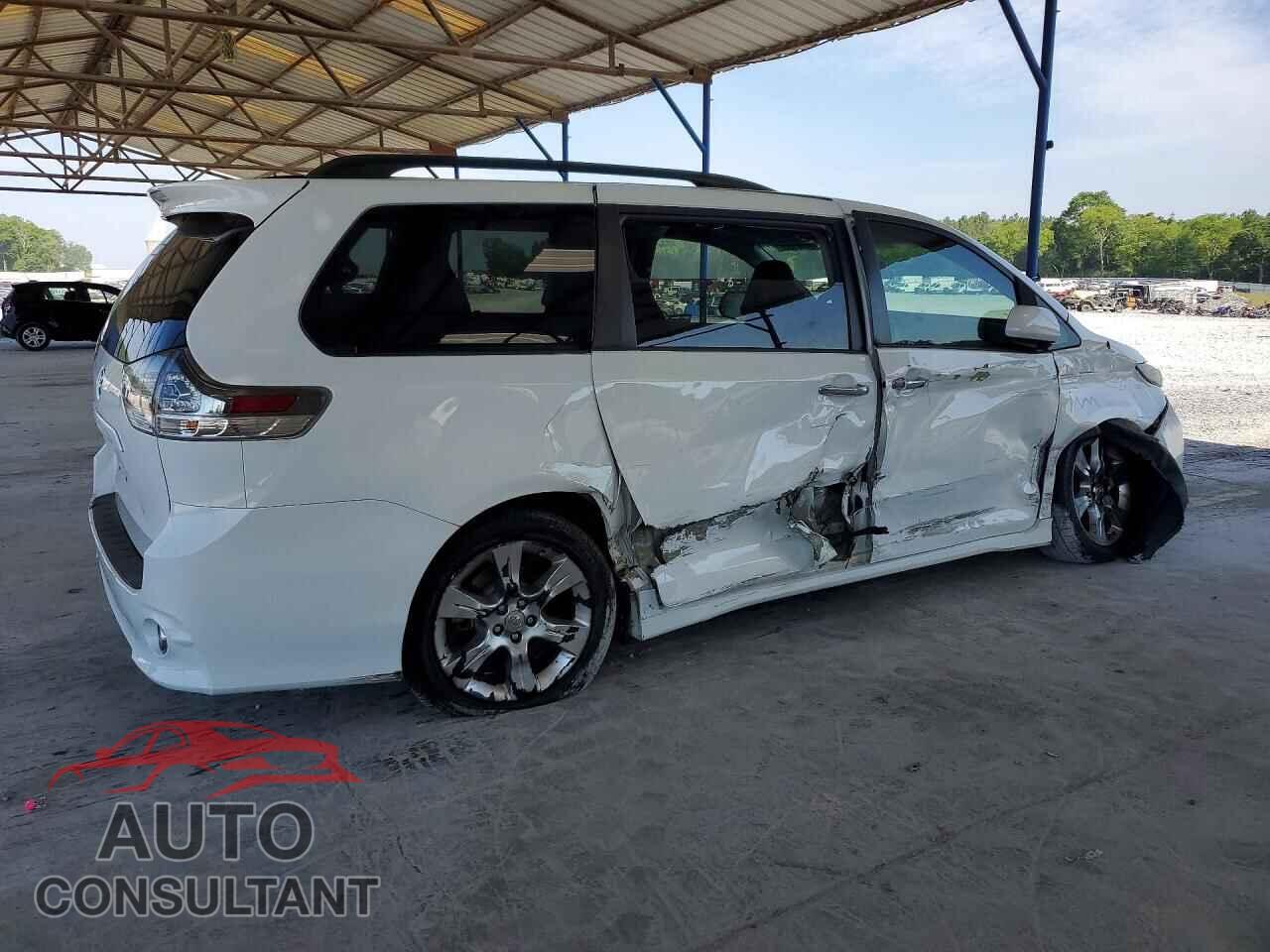 TOYOTA SIENNA 2013 - 5TDXK3DC8DS345245
