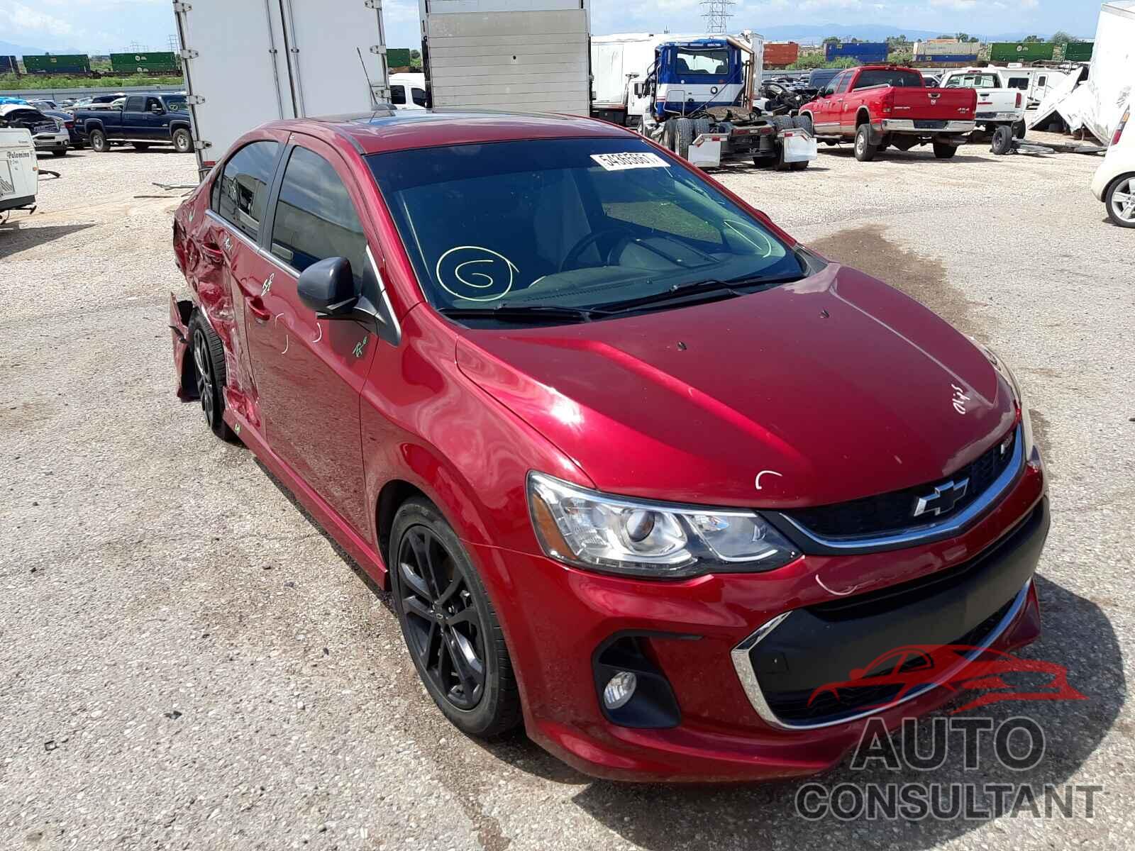 CHEVROLET SONIC 2018 - 1G1JD5SB8J4106669
