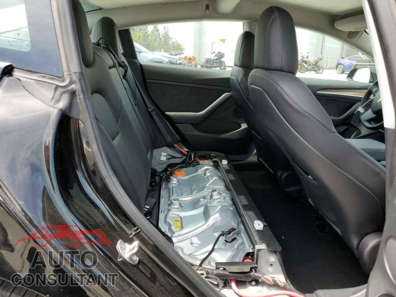 TESLA MODEL 3 2022 - 5YJ3E1EB2NF138095