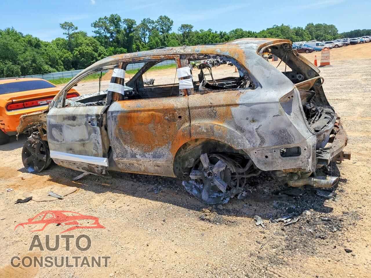 AUDI Q7 2015 - WA1LGAFE2FD025897