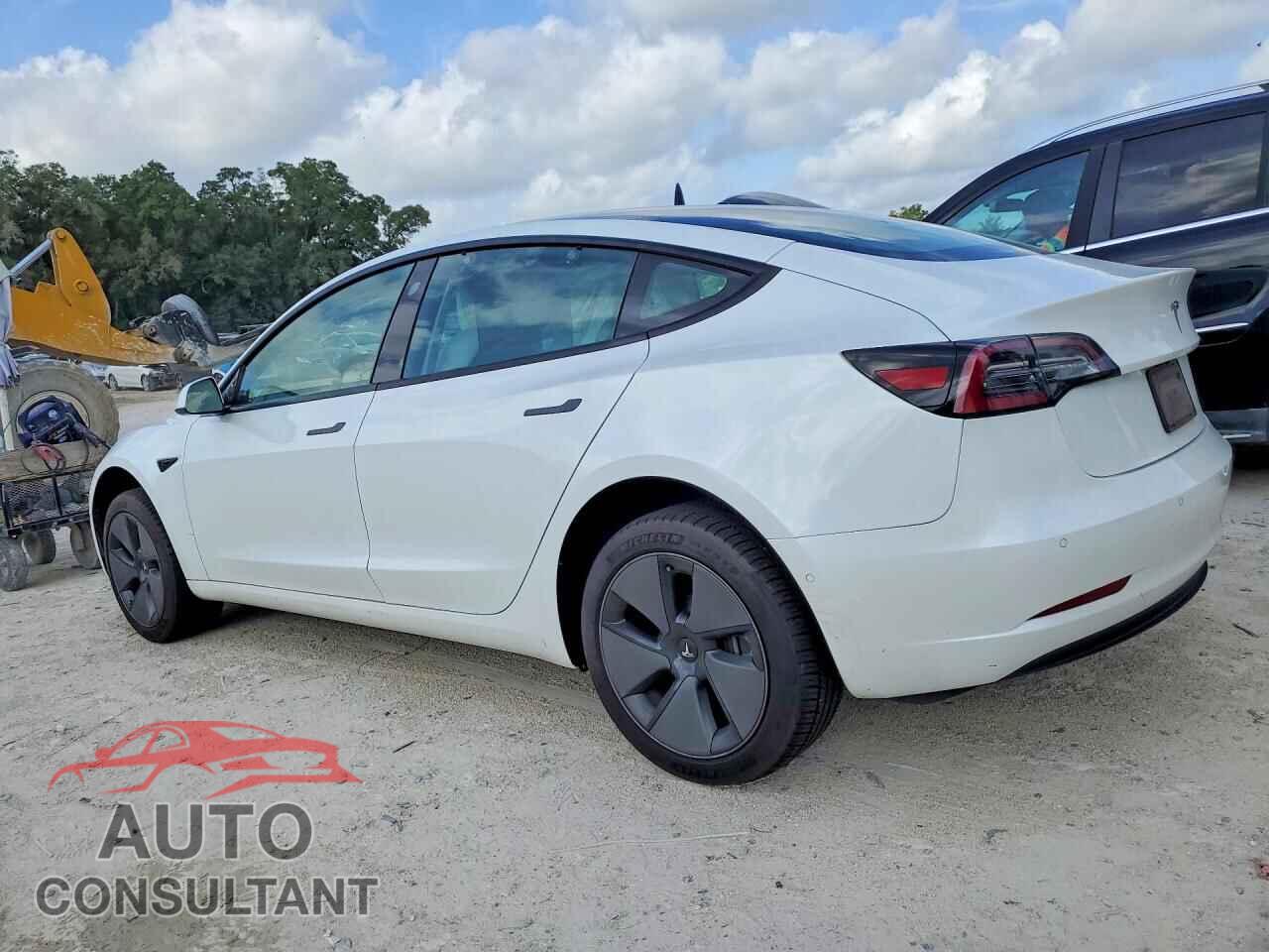 TESLA MODEL 3 2021 - 5YJ3E1EA1MF920538