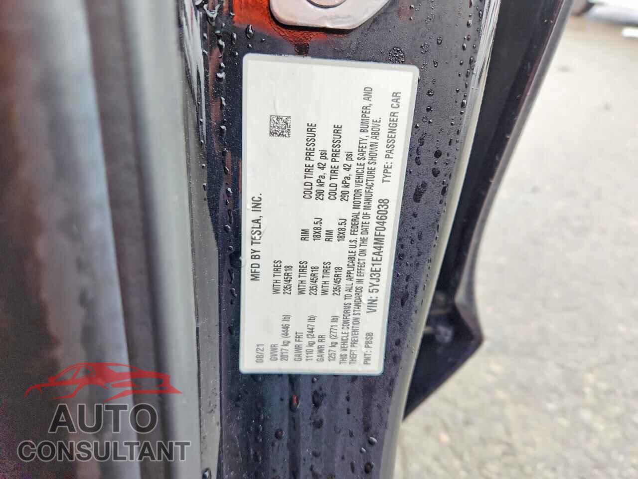 TESLA MODEL 3 2021 - 5YJ3E1EA4MF046038