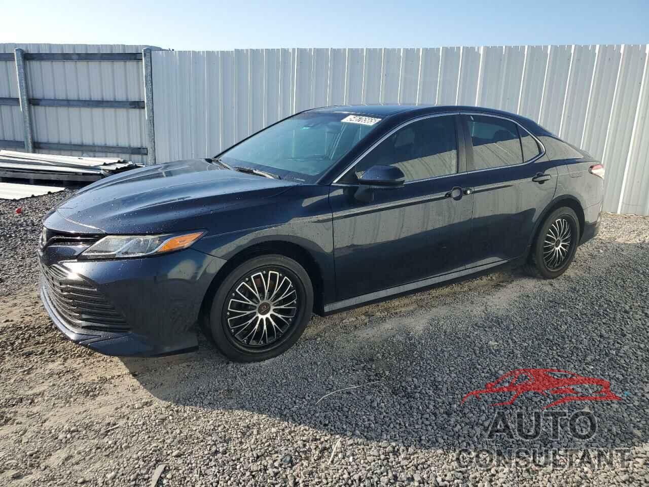 TOYOTA CAMRY 2018 - 4T1B11HK6JU573783