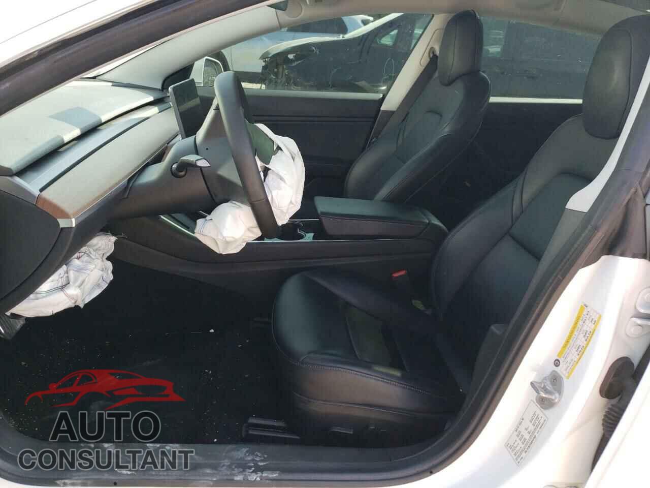 TESLA MODEL 3 2019 - 5YJ3E1EA3KF476401