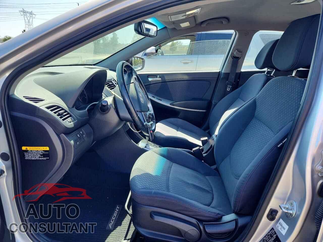 HYUNDAI ACCENT 2013 - KMHCU5AE3DU130664