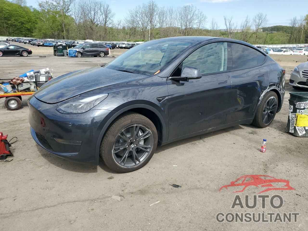 TESLA MODEL Y 2025 - 7SAYGDED7SF320702
