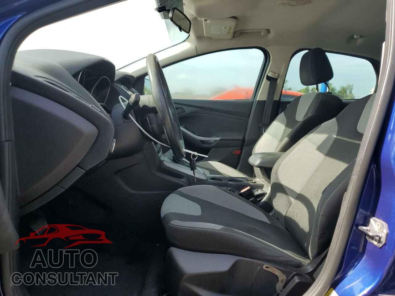FORD FOCUS 2012 - 1FAHP3K26CL365807