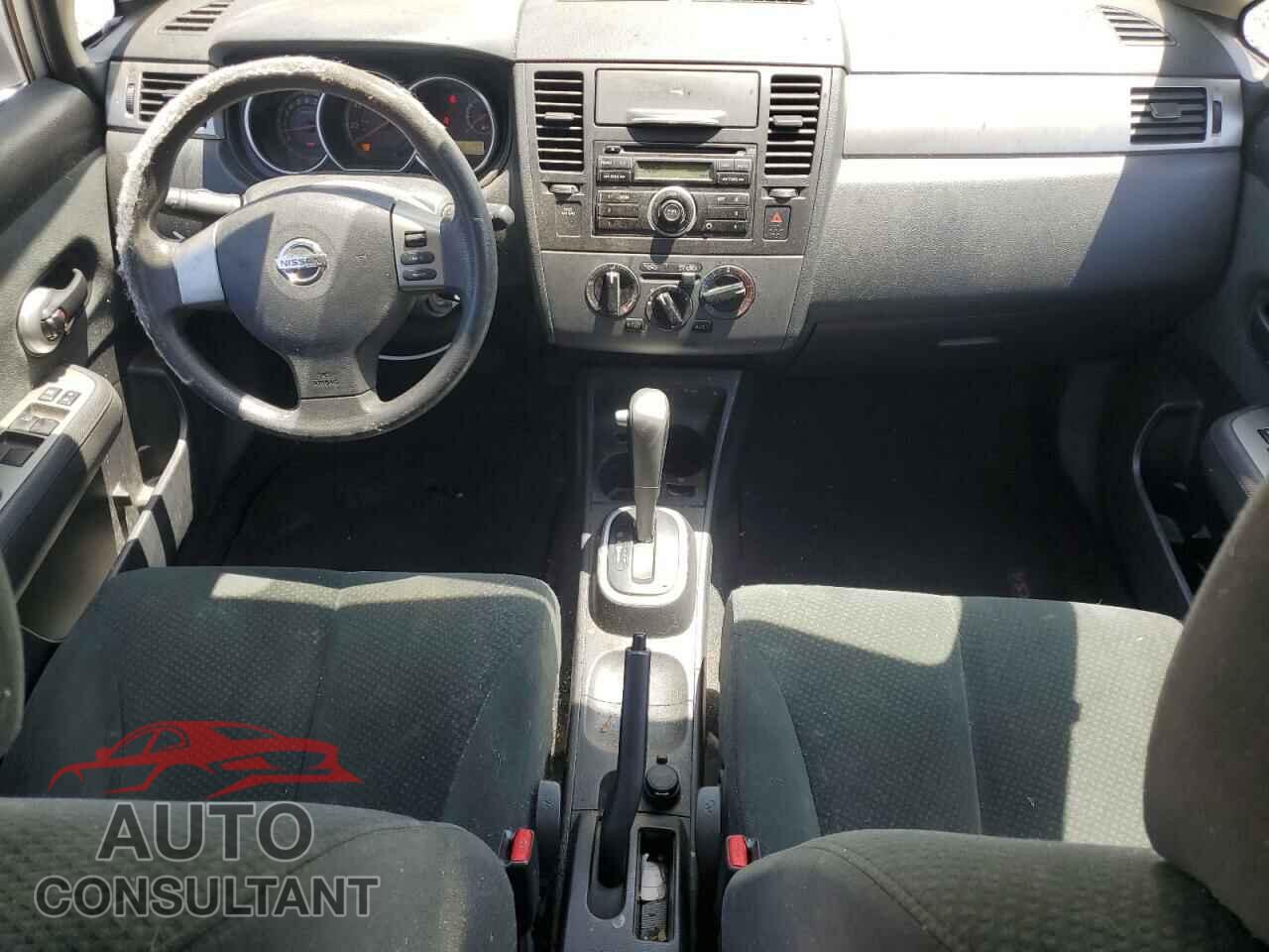 NISSAN VERSA 2011 - 3N1BC1CP5BL420621
