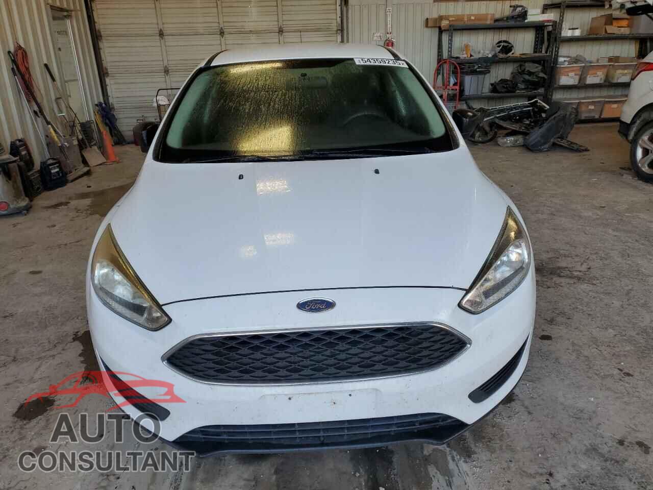 FORD FOCUS 2017 - 1FADP3E24HL207628