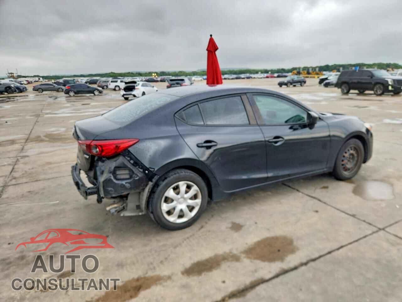 MAZDA 3 2018 - 3MZBN1U72JM192220