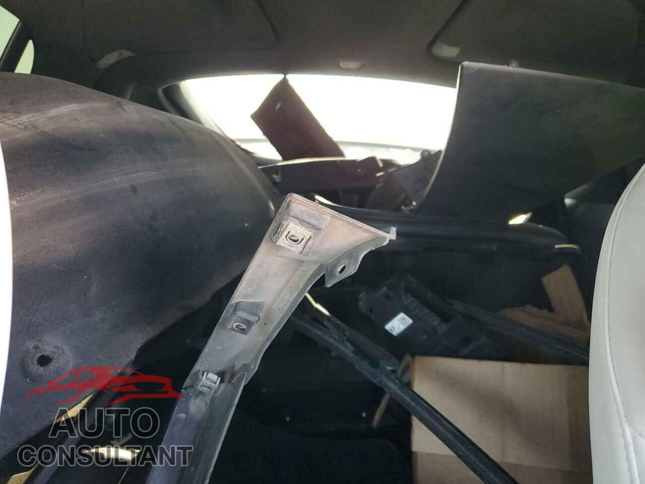 TESLA MODEL X 2020 - 5YJXCDE2XLF280104