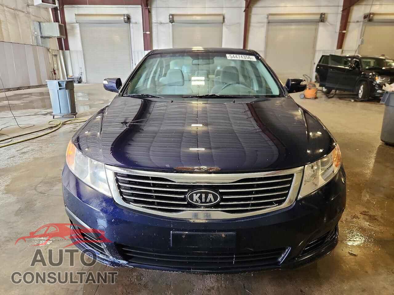 KIA OPTIMA 2010 - KNAGG4A80A5409137