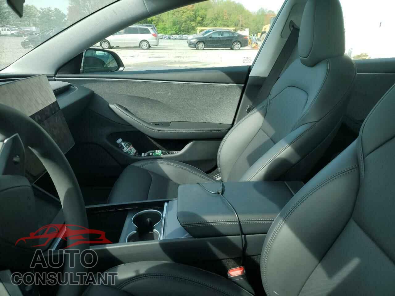 TESLA MODEL 3 2024 - 5YJ3E1EA7RF771592
