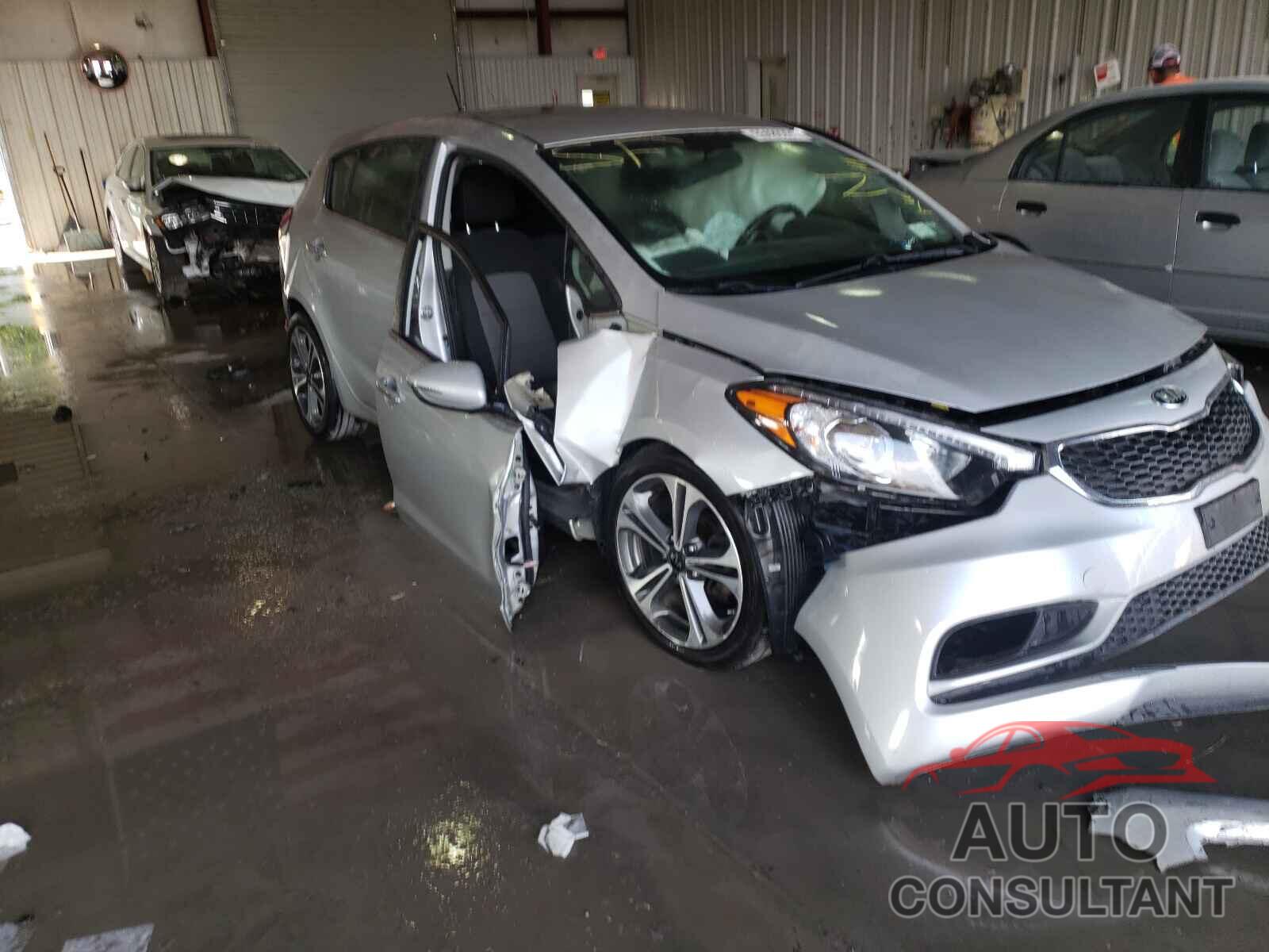 KIA FORTE 2016 - KNAFX5A89G5629242