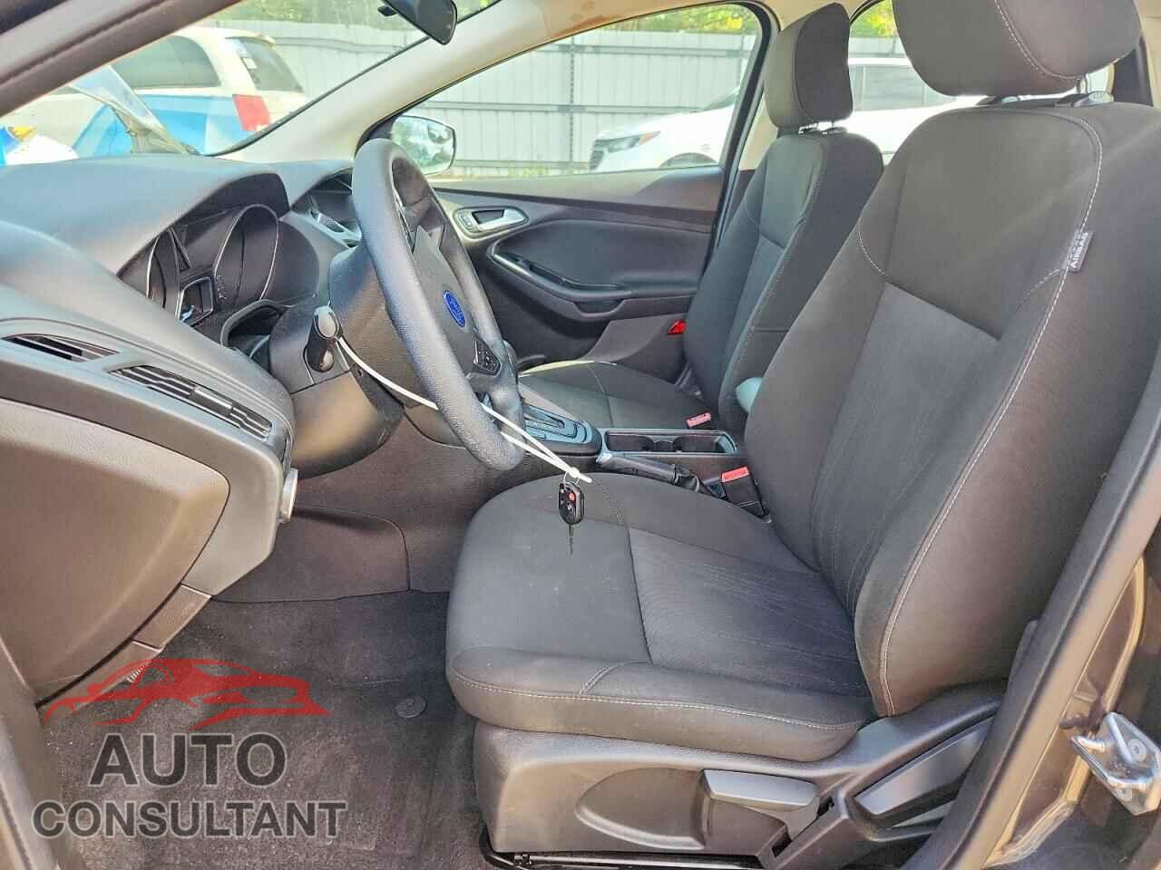 FORD FOCUS 2017 - 1FADP3FEXHL269558
