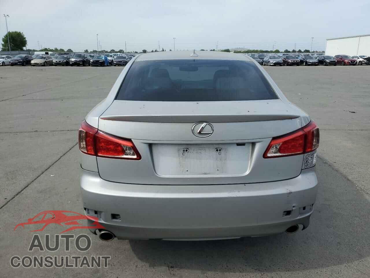 LEXUS IS 2012 - JTHCF5C21C5055245