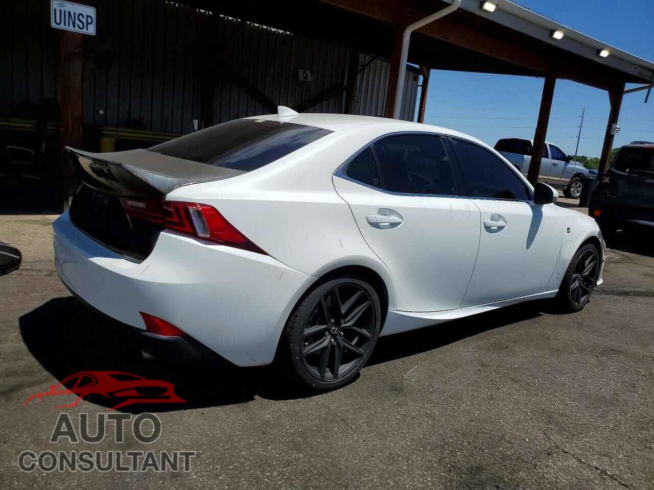 LEXUS IS 2014 - JTHCE1D28E5000871