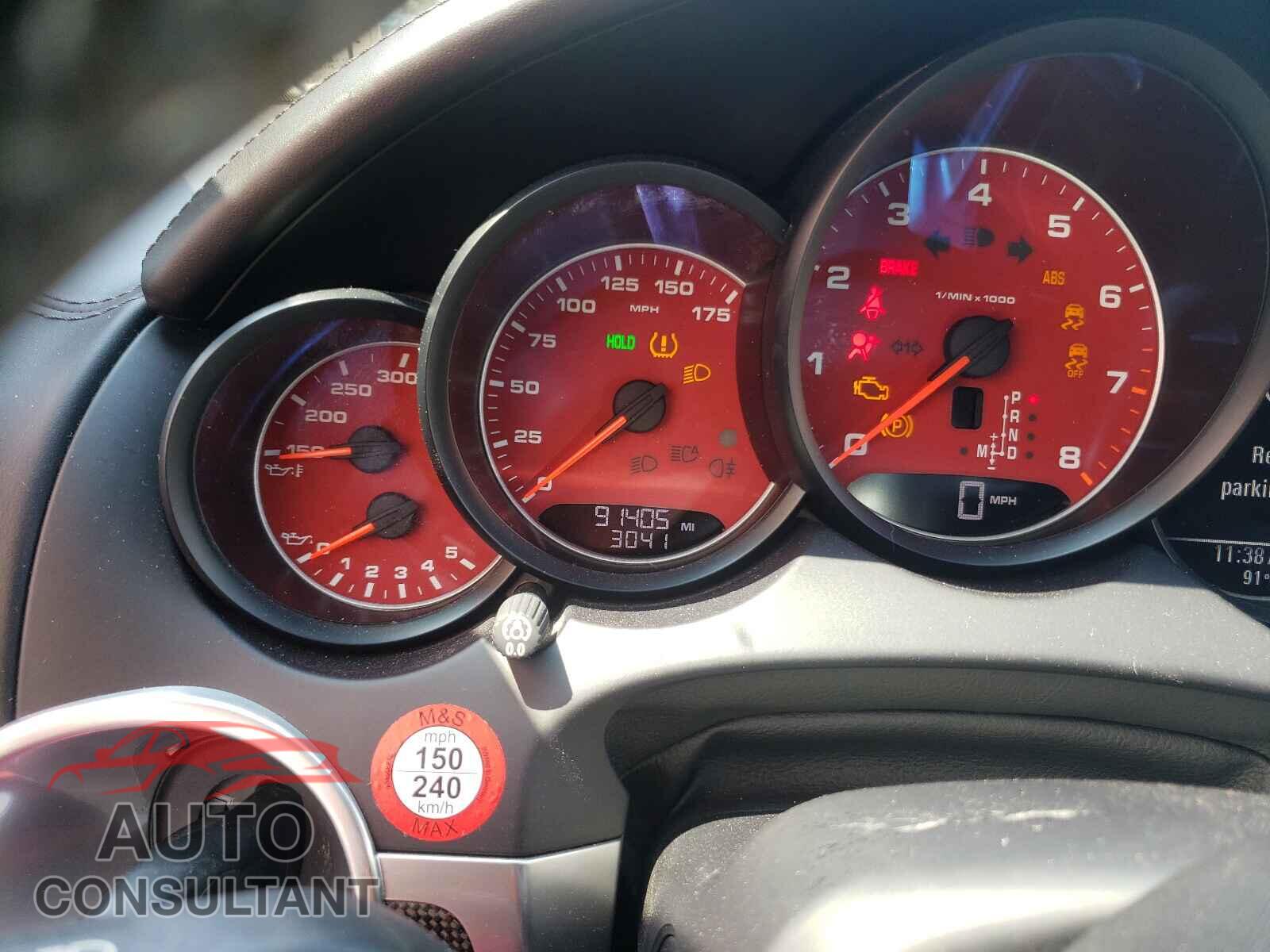 PORSCHE CAYENNE 2017 - WP1AA2A21HKA89735